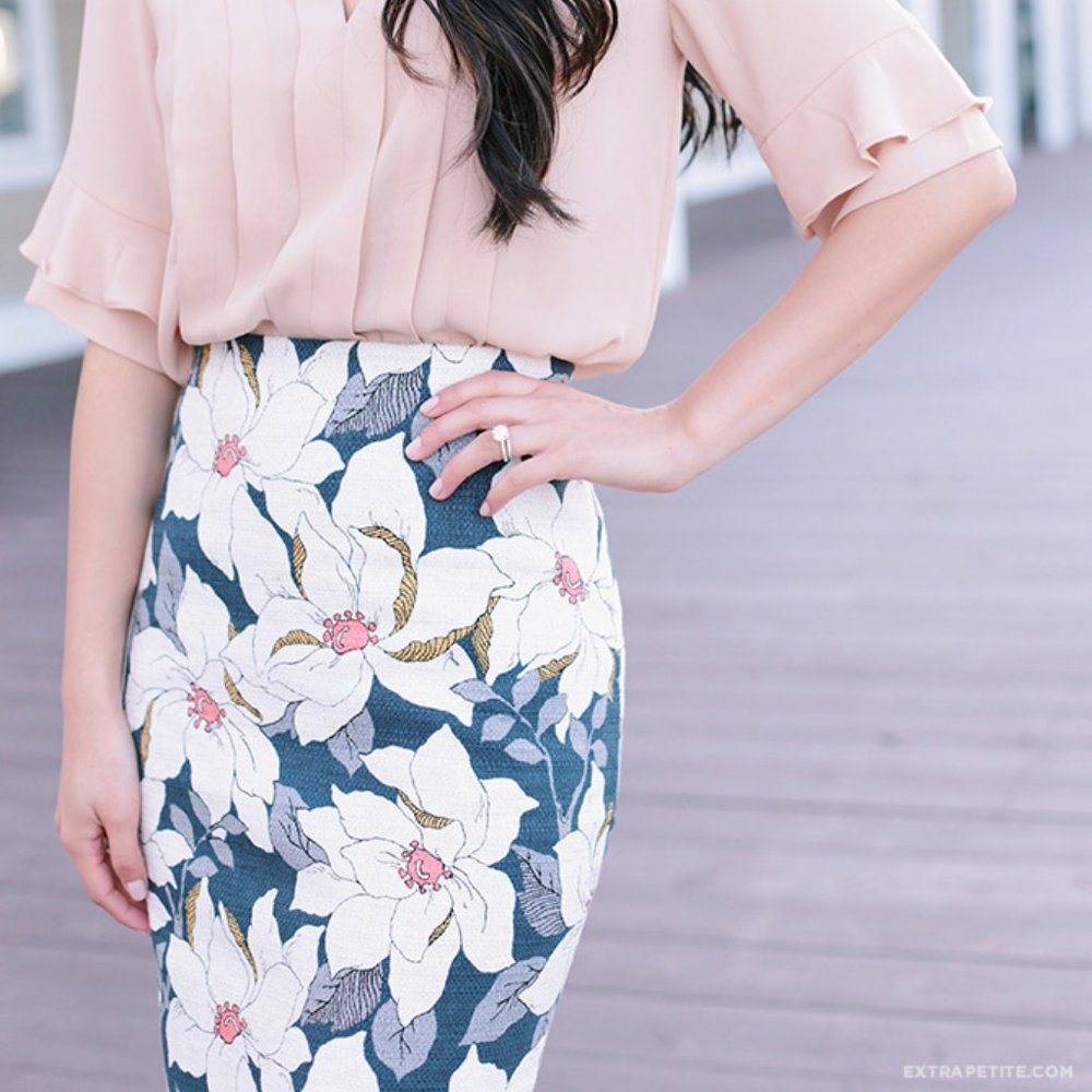 Ann Taylor Petite Floral Pencil Skirt 0P